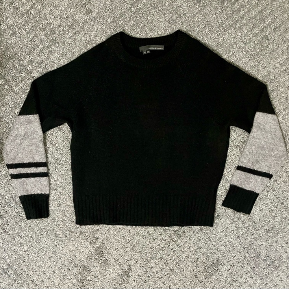 360 Cashmere Black Cashmere Sweater with Gray Sleeves